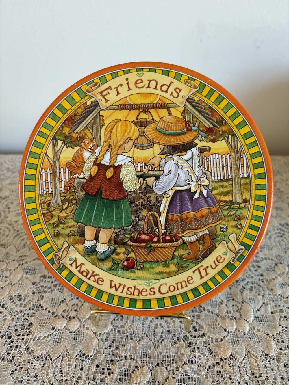 Decorative 'Friends Make Wishes Come True' Round C - Autumn Colors